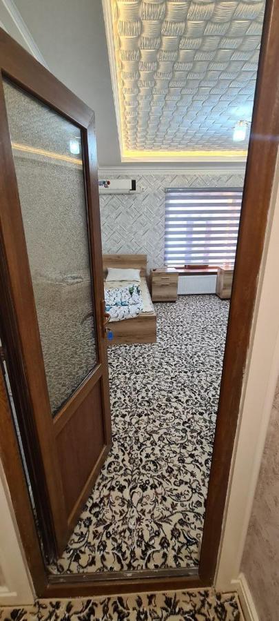 Sheykh Hostel Andizhan Екстер'єр фото